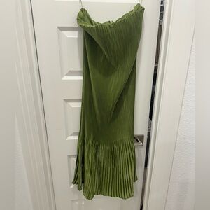 Brand new Abercrombie and Fitch green dress-M